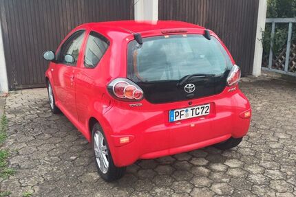 Toyota Aygo (X) 125.000 km 2.000 &euro; Tiefenbronn 75233