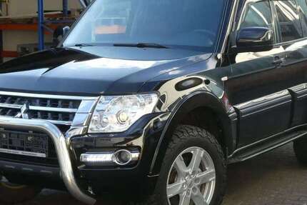 Mitsubishi Pajero 197.518 km 19.500 &euro; Karlsruhe 76185