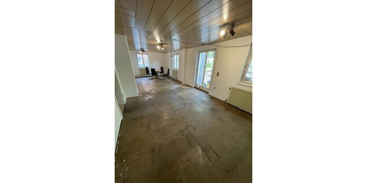 Doppelhaushälfte Mühlacker - 7 Zimmer, 120 m&sup2;, 370.000&euro; | Angebot:26406274
