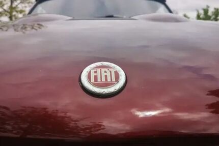 Fiat 124 Spider 93.844 km 18.499 &euro; Karlsruhe 76149