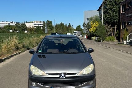 Peugeot 206 85.000 km 2.750 &euro; Sindelfingen 71069