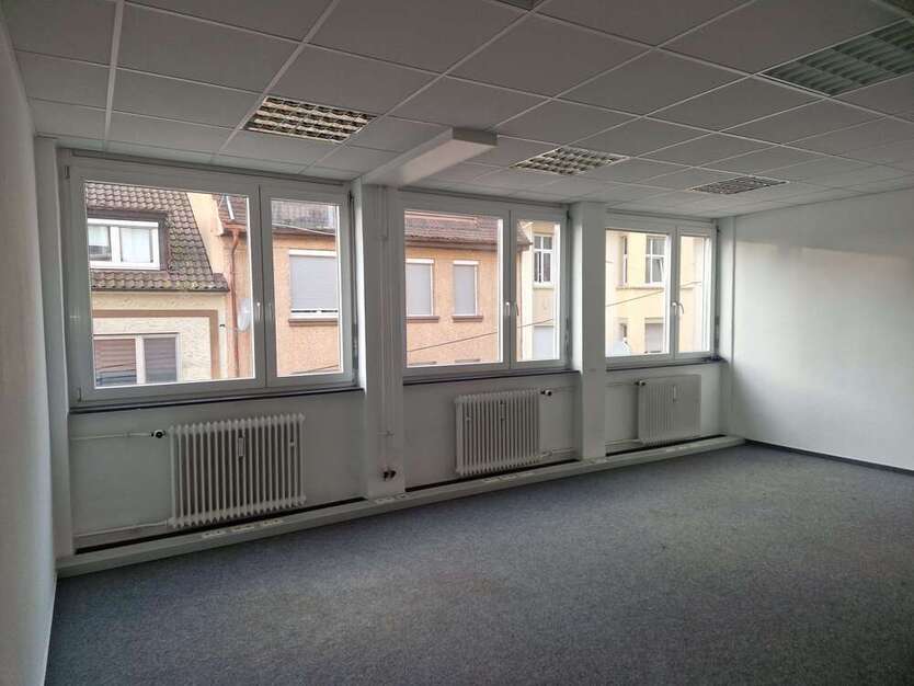 Büro in Pforzheim 335 € 49.7 m²
