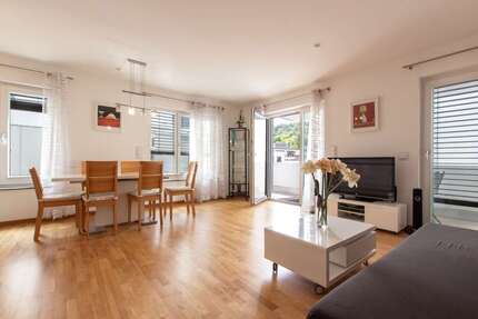 Wohnung zum Kaufen in Stuttgart 349.000 € 67.77 m² 2.5 zimmer