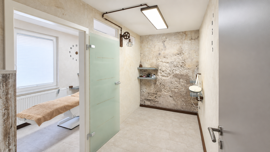 Provisionsfrei* A+ Altbau am Marktplatz: Mehrfamilienhaus (3 WE) mit Wärmepumpe — provisionsfrei - Mehrfamilienhaus, Wohnhaus Birkenfeld | Angebot:27113629