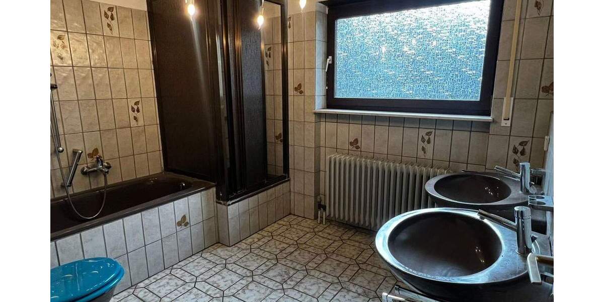 Mehrfamilienhaus, Wohnhaus Remchingen- Nöttingen Nöttingen - 7 Zimmer, 185 m&sup2;, 449.000&euro; | Angebot:25708092