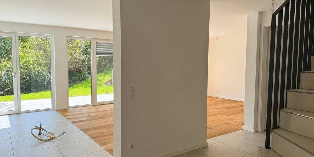 Doppelhaushälfte Bad Wildbad - 5 Zimmer, 146 m&sup2;, 673.000&euro; | Angebot:26471339