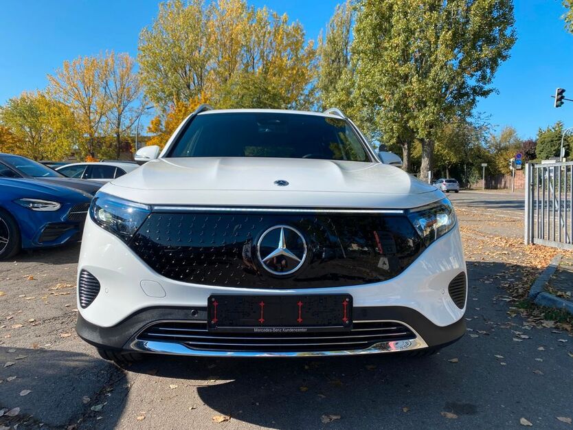 Mercedes-Benz EQB 16.500 km 33.900 € Sindelfingen 71065