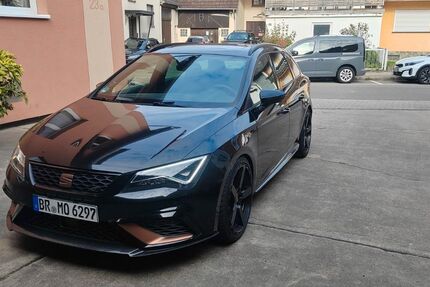Seat Leon 99.000 km 24.400 &euro; Bruchsal 76646
