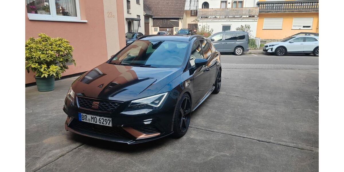 Seat Leon 99.000 km 24.400 &euro; Bruchsal 76646