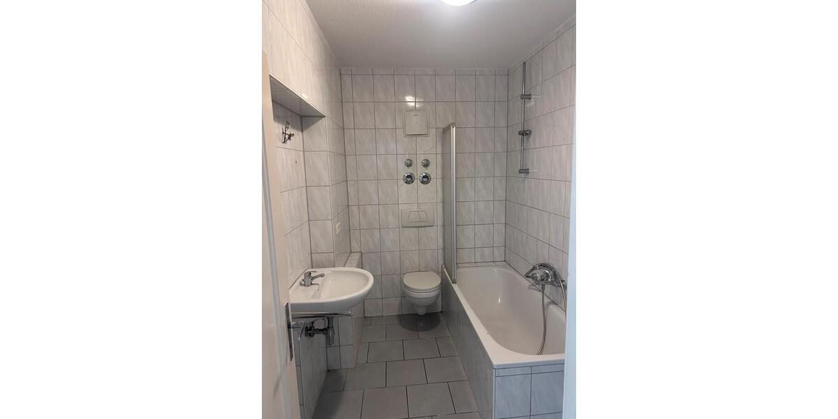 Etagenwohnung Pforzheim Brötzingen - 2 Zimmer, 55 m&sup2;, 600&euro; | Angebot:26415278