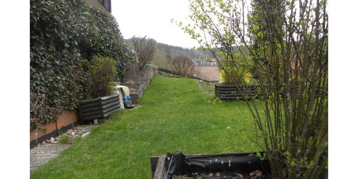 Mehrfamilienhaus, Wohnhaus Bad Liebenzell - 9 Zimmer, 198 m&sup2;, 540.000&euro; | Angebot:26141888