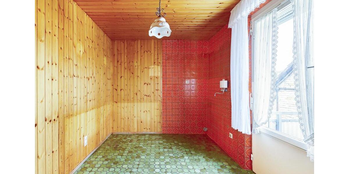 Mehrfamilienhaus, Wohnhaus Karlsruhe Rüppurr - 8 Zimmer, 184 m&sup2;, 780.000&euro; | Angebot:26480357
