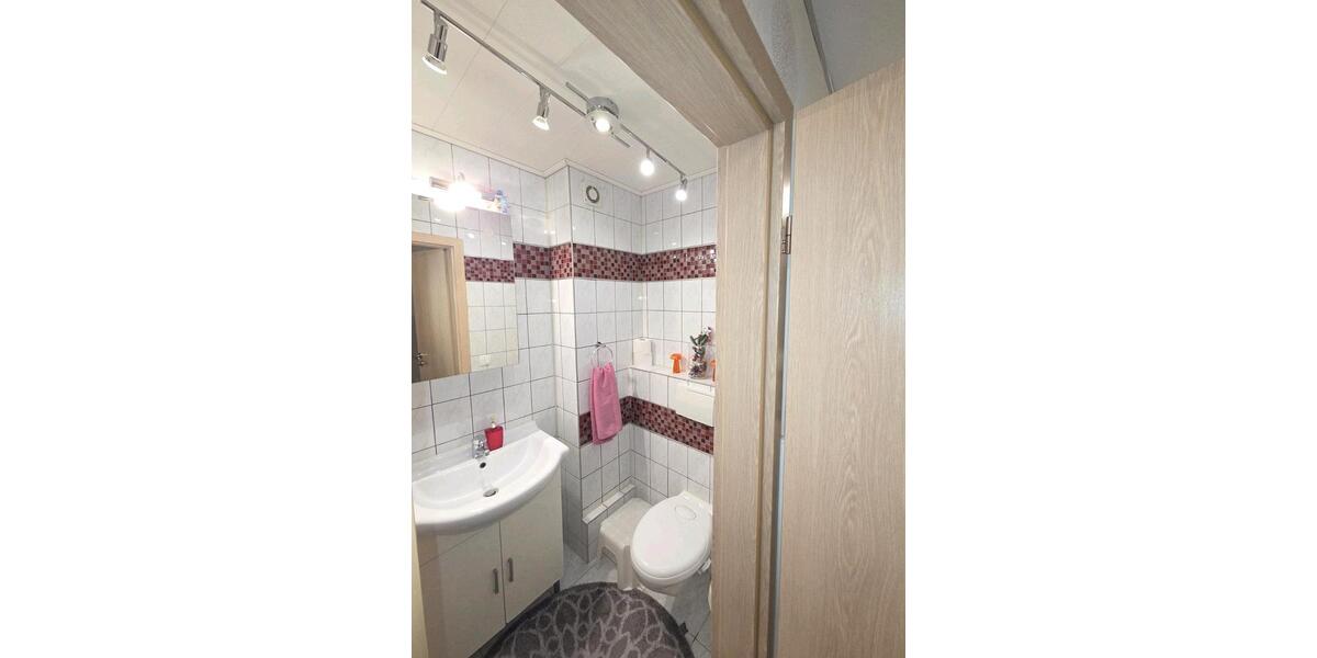 Etagenwohnung Pforzheim Eutingen - 3.5 Zimmer, 84 m&sup2;, 270.000&euro; | Angebot:24964356