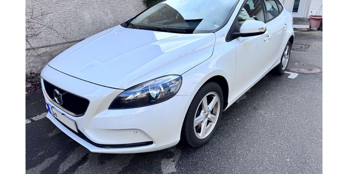 Volvo V40 149.000 km 10.600 &euro; Rutesheim 71722