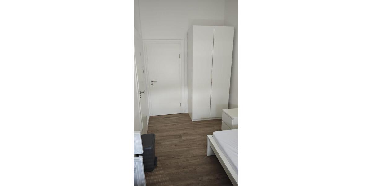 Etagenwohnung Karlsruhe Mühlburg - 1 Zimmer, 14 m&sup2;, 450&euro; | Angebot:26356176