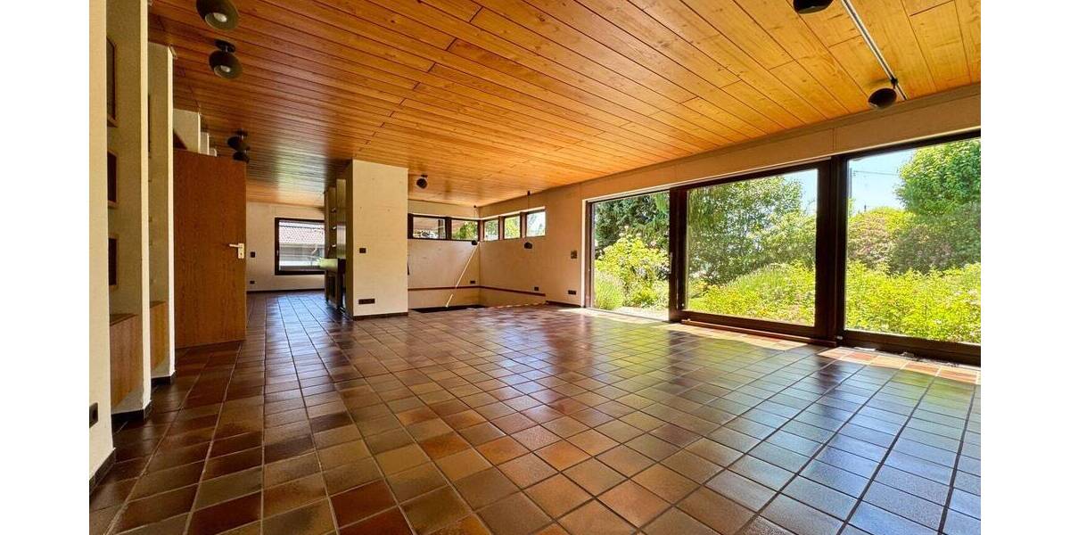 Einfamilienhaus Pforzheim Brötzingen - 8 Zimmer, 346 m&sup2;, 775.000&euro; | Angebot:26875233