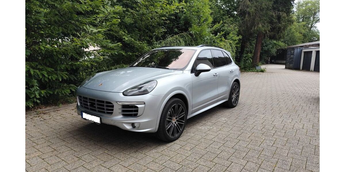 Porsche Cayenne 259.000 km 26.600 &euro; Ettlingen 76275