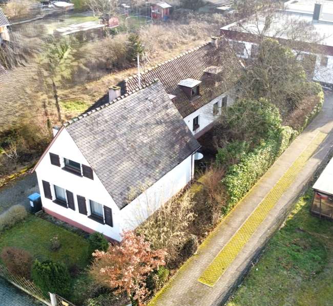 Einfamilienhaus Karlsruhe Daxlanden - 7 Zimmer, 153 m&sup2;, 349.000&euro; | Angebot:25338092