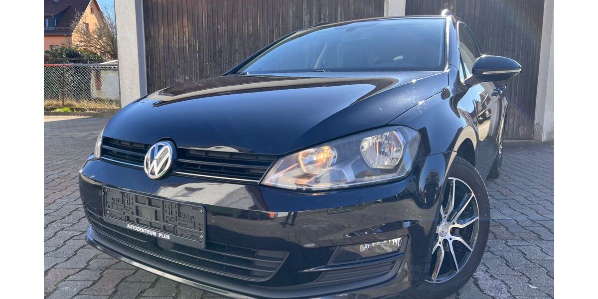 VW Golf 158.994 km 8.379 &euro; Ötisheim 75443