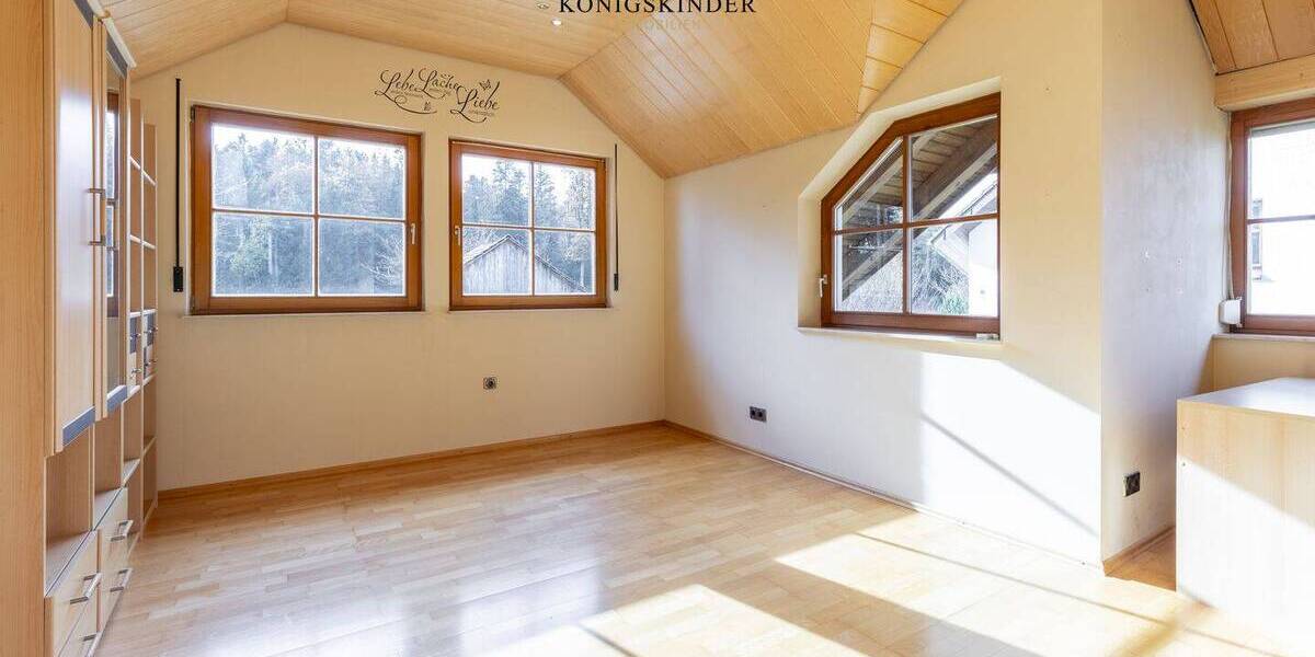 Einfamilienhaus Althengstett / Neuhengstett Neuhengstett - 6 Zimmer, 210 m&sup2;, 849.000&euro; | Angebot:25677276