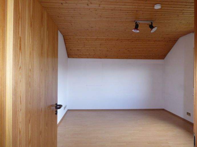 Einfamilienhaus Gaggenau - 6 Zimmer, 286 m&sup2;, 875.000&euro; | Angebot:26154061