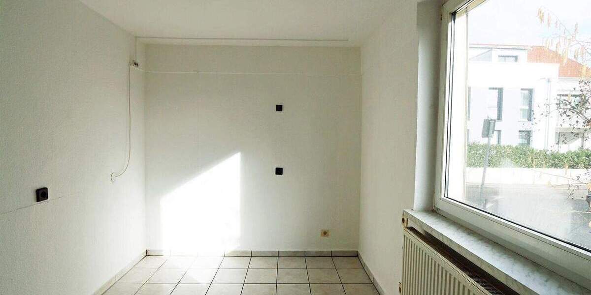 Doppelhaushälfte Vaihingen an der Enz - 4 Zimmer, 90 m&sup2;, 960&euro; | Angebot:25707852