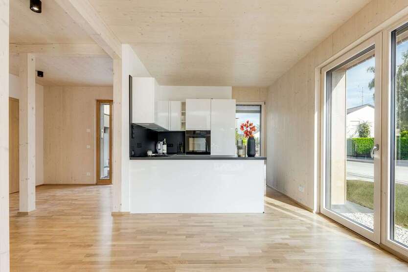 Haus zum Mieten in München 3.970 € 153 m²