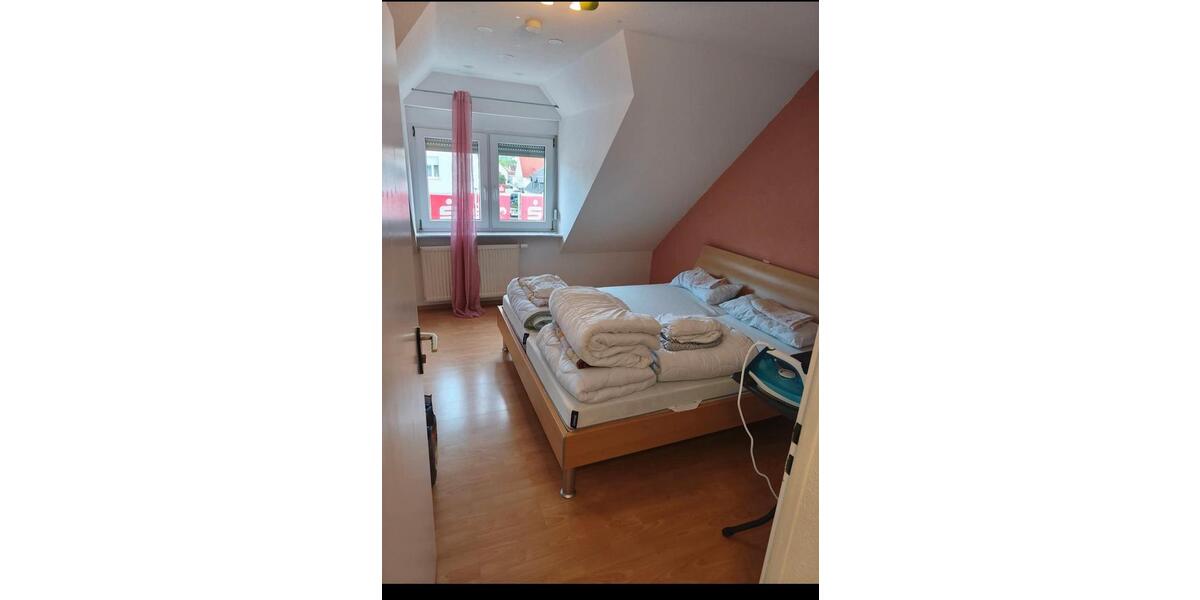 Dachgeschoßwohnung Bruchsal - 3.5 Zimmer, 84 m&sup2;, 250.000&euro; | Angebot:26790568
