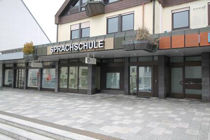 *** Attraktive Büro-Praxisfläche am Marktplatz *** zimmer