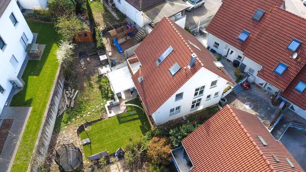 Haus zum Kaufen in Cleebronn 493.000 € 123.4 m²