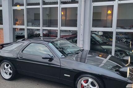 Porsche 928 250.000 km 29.990 € Stuttgart 70372