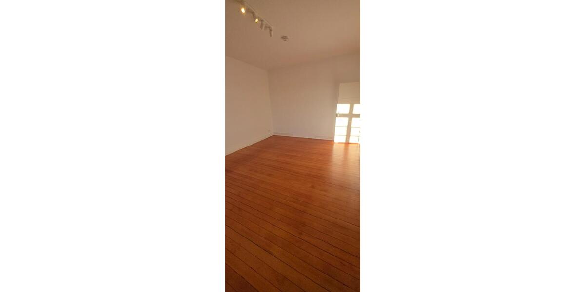 Etagenwohnung Karlsruhe Innenstadt-Ost - 4 Zimmer, 116 m&sup2;, 2.095&euro; | Angebot:25638358