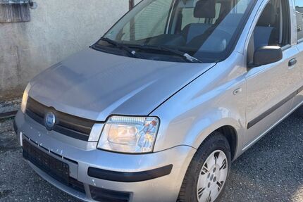 Fiat Panda 148.000 km 2.790 &euro; Bruchsal 76646