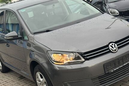 VW Touran 250.000 km 2.980 &euro; pforzheim 75181