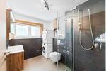 2-Etagen-Wohnung mit 2 TG-Stellplätze, EBK, 2 BadeZimmer, Balkon und Terrasse