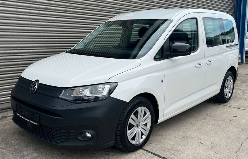VW Caddy 109.060 km 21.500 € Sindelfingen 71065