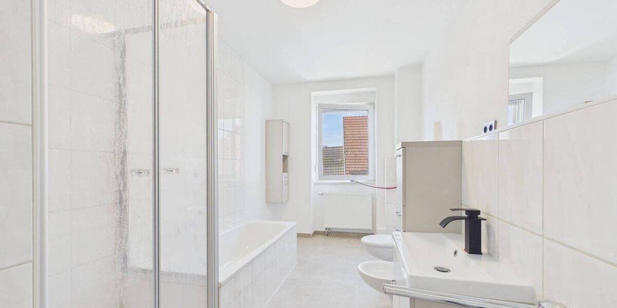 Mehrfamilienhaus, Wohnhaus Bretten - 9 Zimmer, 250 m&sup2;, 840.000&euro; | Angebot:26876572
