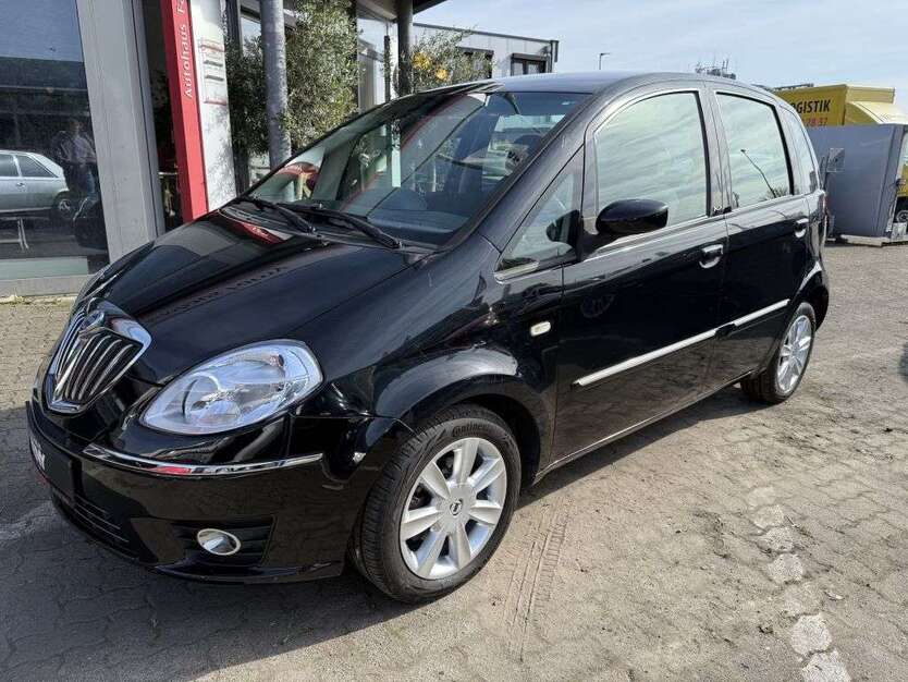 Lancia MUSA 106.476 km 3.990 € Bruchsal 76646