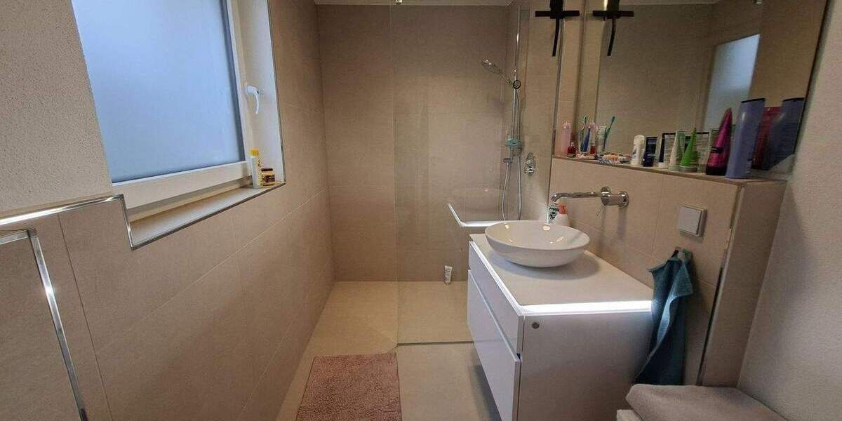 Etagenwohnung Renningen Malmsheim - 2 Zimmer, 75 m&sup2;, 400.000&euro; | Angebot:25733068