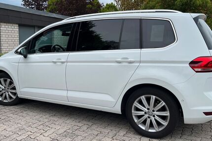 VW Touran 65.000 km 21.000 &euro; Friolzheim 71292
