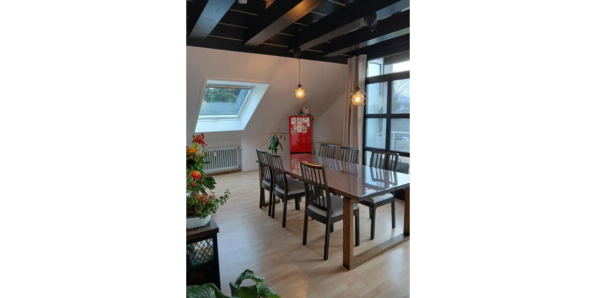 Dachgeschoßwohnung Karlsruhe Wettersbach - 3.5 Zimmer, 112 m&sup2;, 1.500&euro; | Angebot:24829815