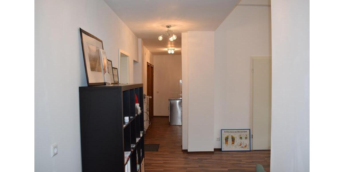 Erdgeschoßwohnung Pforzheim - 5 Zimmer, 121 m&sup2;, 1.050&euro; | Angebot:24817754