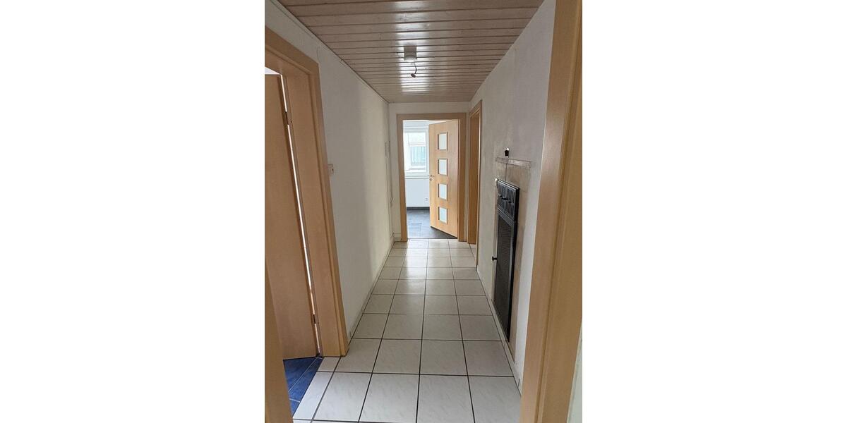 Einfamilienhaus Ispringen - 5 Zimmer, 120 m&sup2;, 1.350&euro; | Angebot:25750219