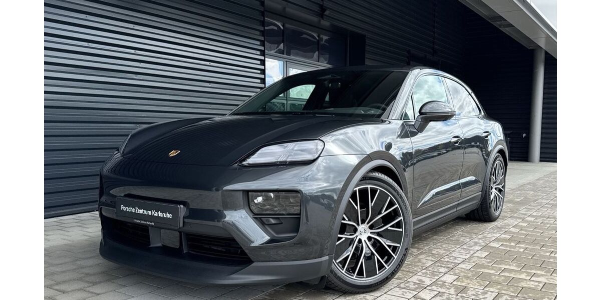 Porsche Macan 9.900 km 93.189 € Ettlingen 76275