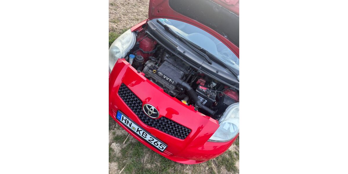 Toyota Yaris 190.000 km 2.000 &euro; Zaberfeld 74397