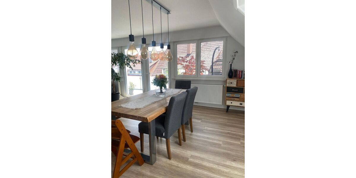 Moderne, großzügige Wohnung mit 5,5 Zimmern, Balkon, Terasse, EBK in Sindelfingen - Etagenwohnung Sindelfingen Darmsheim | Angebot:27446302