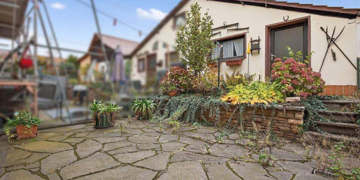 Reihenhaus voller Möglichkeiten und Gartenidylle - ideal für kleine Familien 4 zimmer