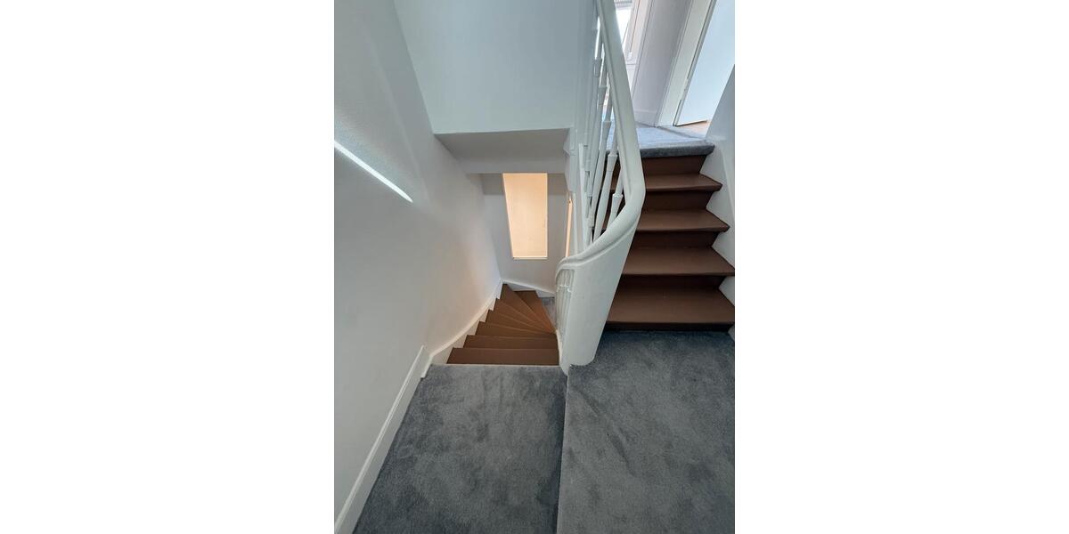 Doppelhaushälfte Königsbach-Stein Stein - 5 Zimmer, 128 m&sup2;, 1.351&euro; | Angebot:26110530