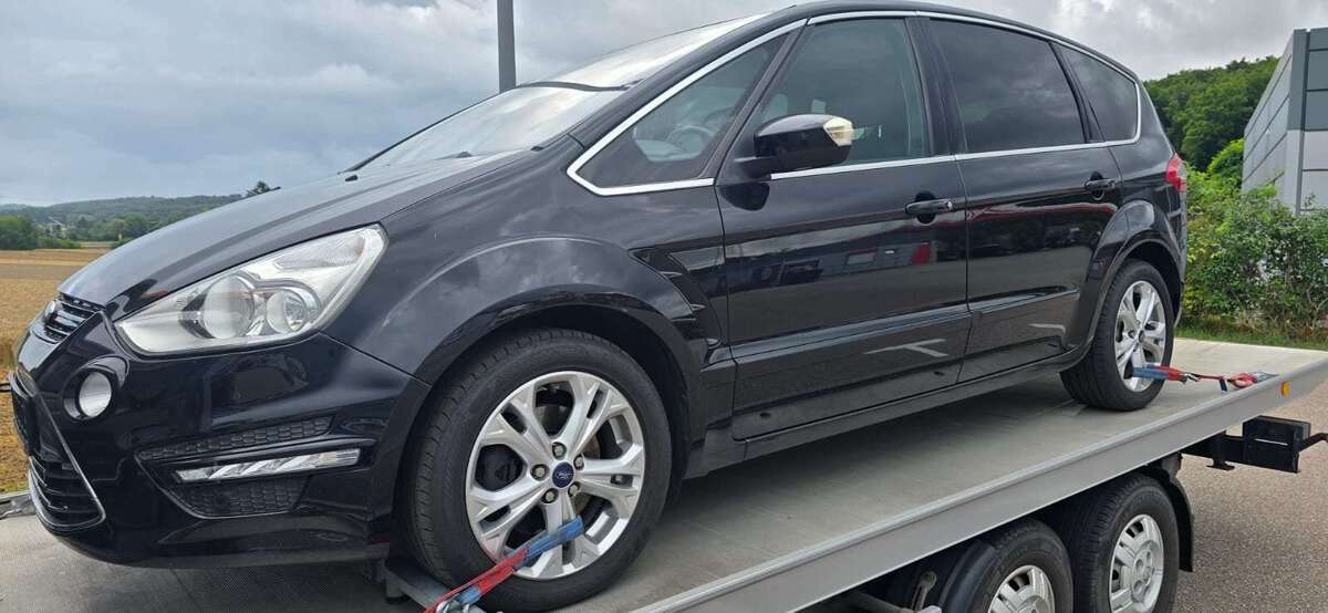 Ford S-Max 239.000 km 2.999 € Bad Liebenzell 75378
