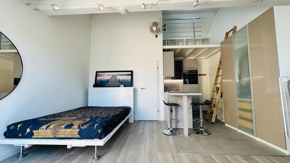 Dachgeschoßwohnung Karlsruhe Südstadt - 1 Zimmer, 27 m&sup2;, 680&euro; | Angebot:26414155